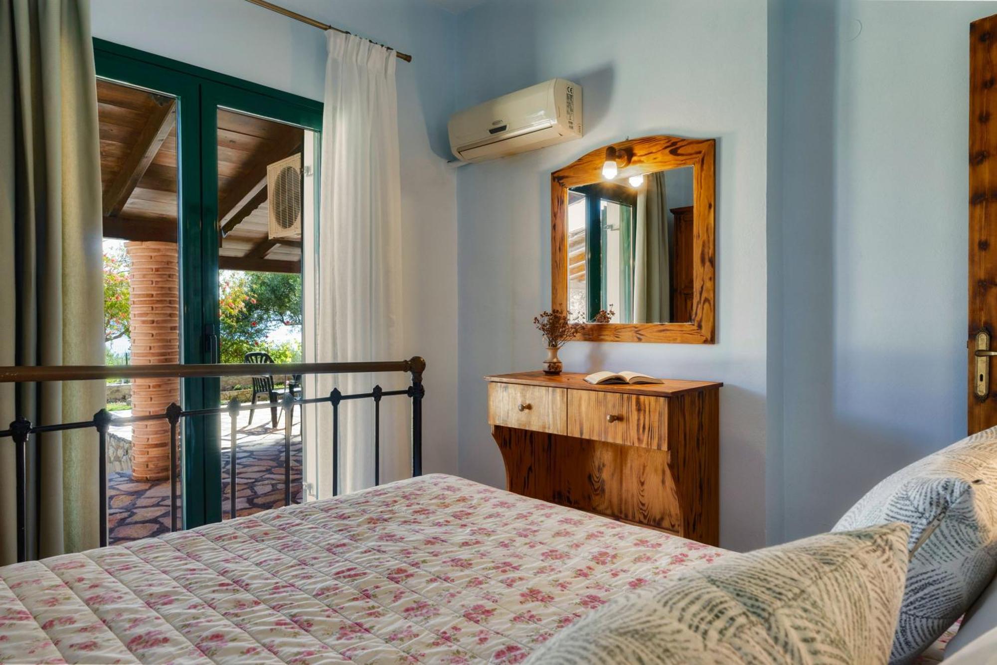 Anatoli Apartments - Tranquil Location & Stunning Views, By Zantewize Marathias  Phòng bức ảnh