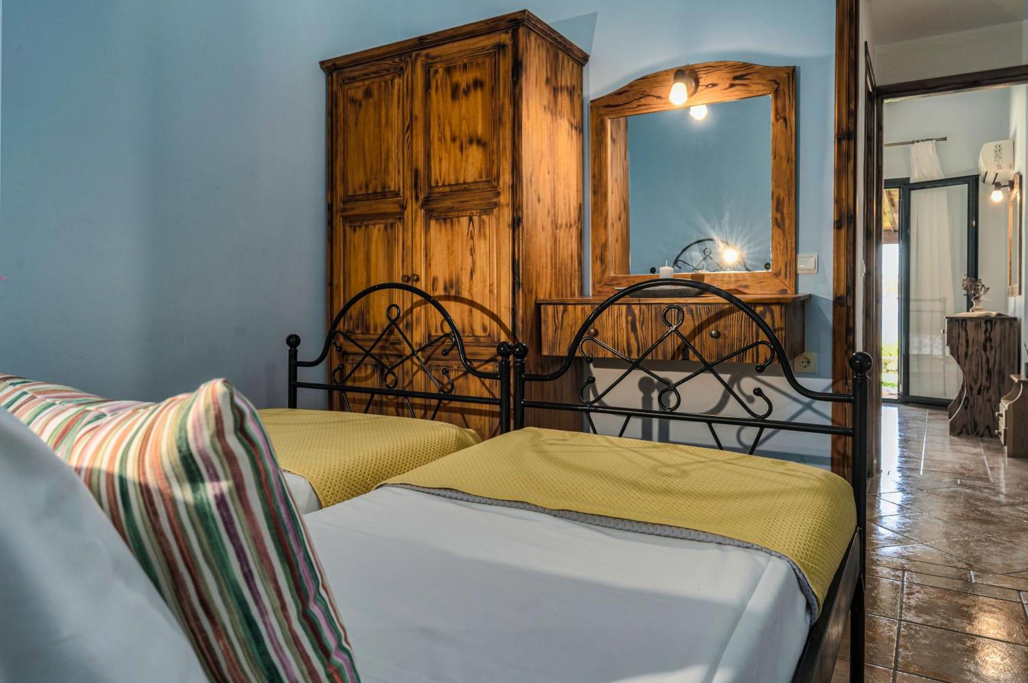 Anatoli Apartments - Tranquil Location & Stunning Views, By Zantewize Marathias  Phòng bức ảnh